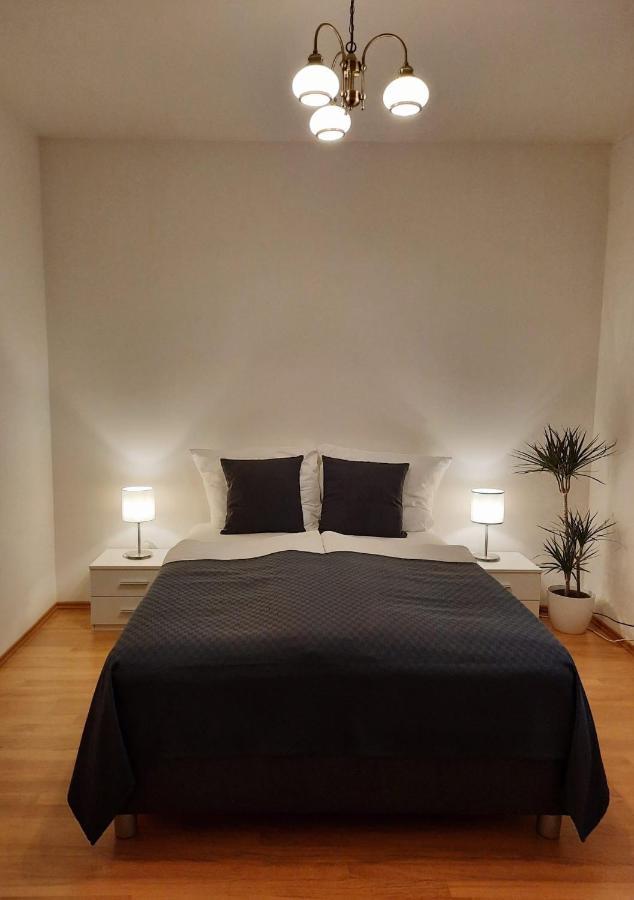 Apartment Prague-2 Rooms Free Parking المظهر الخارجي الصورة