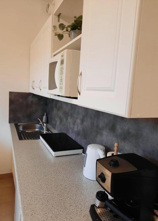 Apartment Prague-2 Rooms Free Parking المظهر الخارجي الصورة
