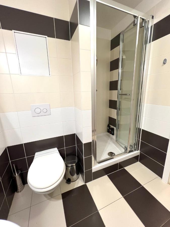 Apartment Prague-2 Rooms Free Parking المظهر الخارجي الصورة